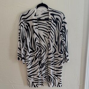 🖤NWT - Chico’s Lightweight Zebra Print Cardigan 🖤 🦓